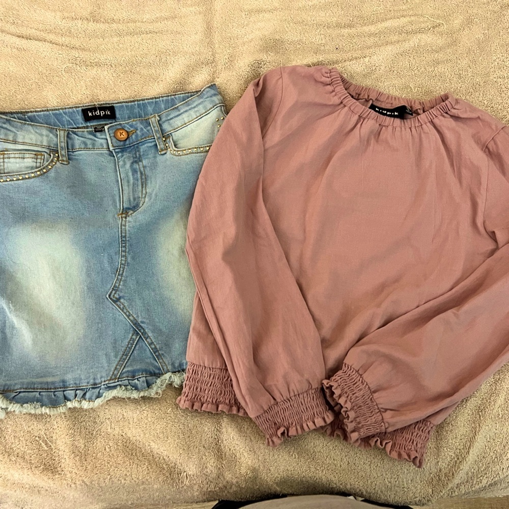 KidPik kids clothing Denim skirt and mauve top